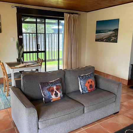 Happy Dogs Cottage Margaret River ภายนอก รูปภาพ